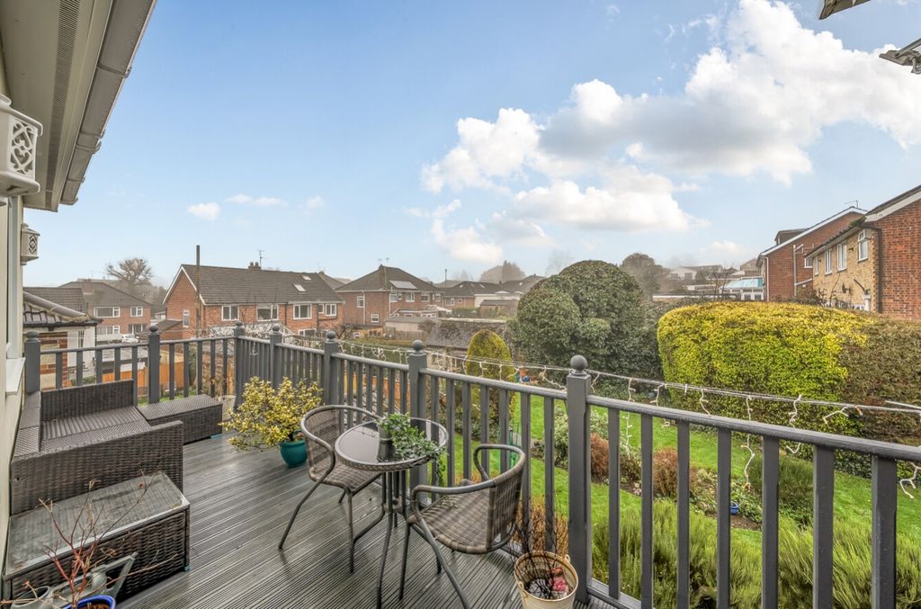 Property photo 2 of 24 Ewemove Harrogate Balcony