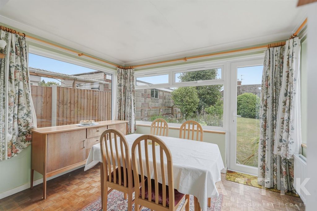 Property photo 3 of 34 Ar701417.Jpg