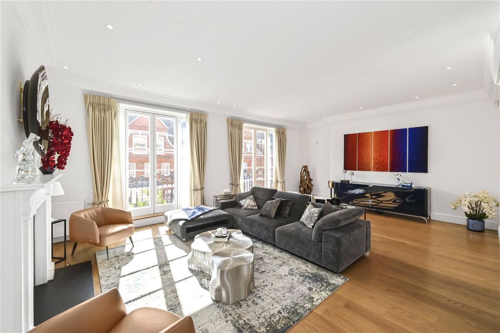 Property photo 1 of 13 Reception Room