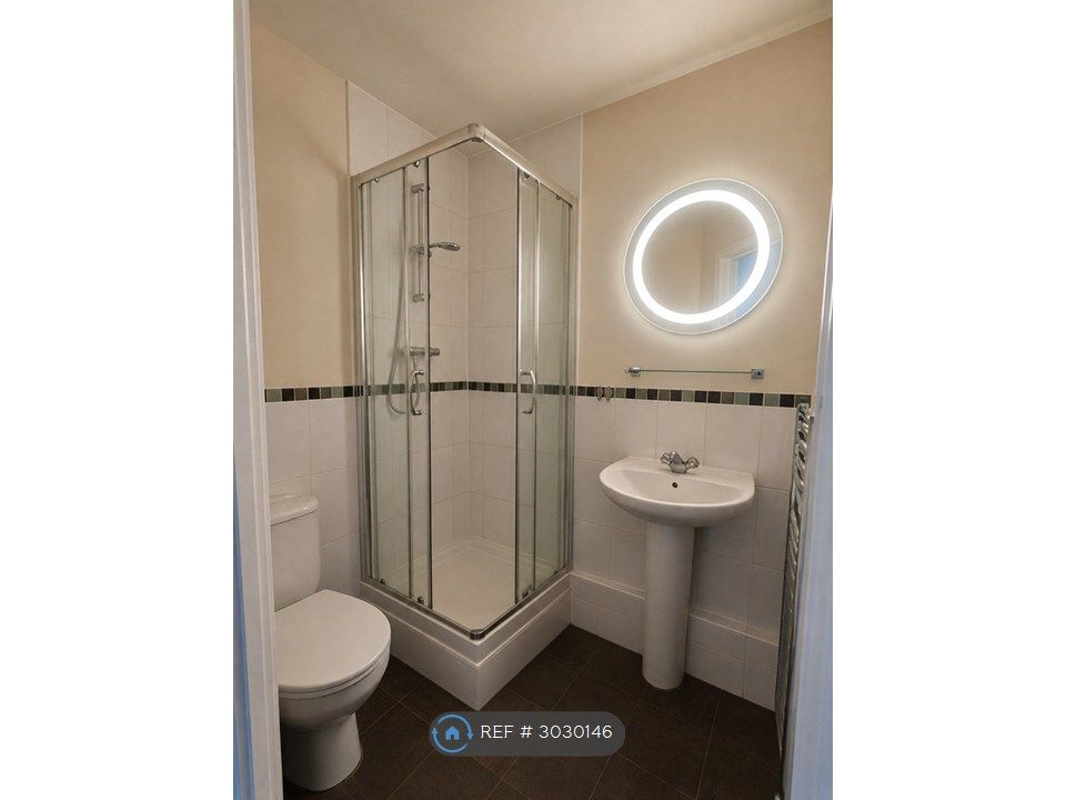 Property photo 3 of 5
