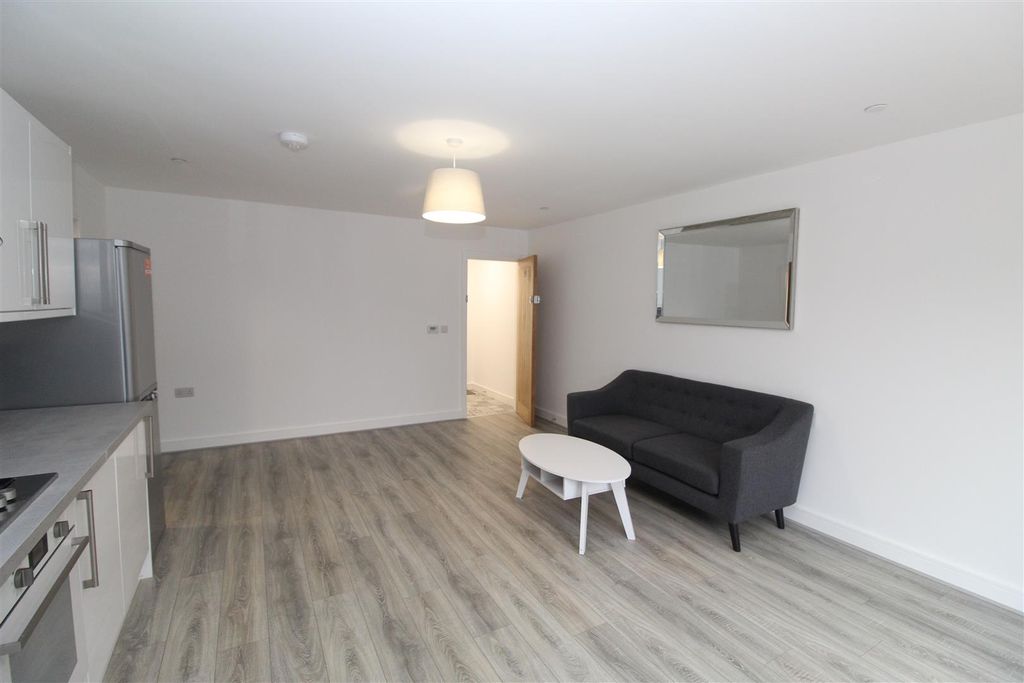 Property photo 2 of 9 Img_0708.Jpg