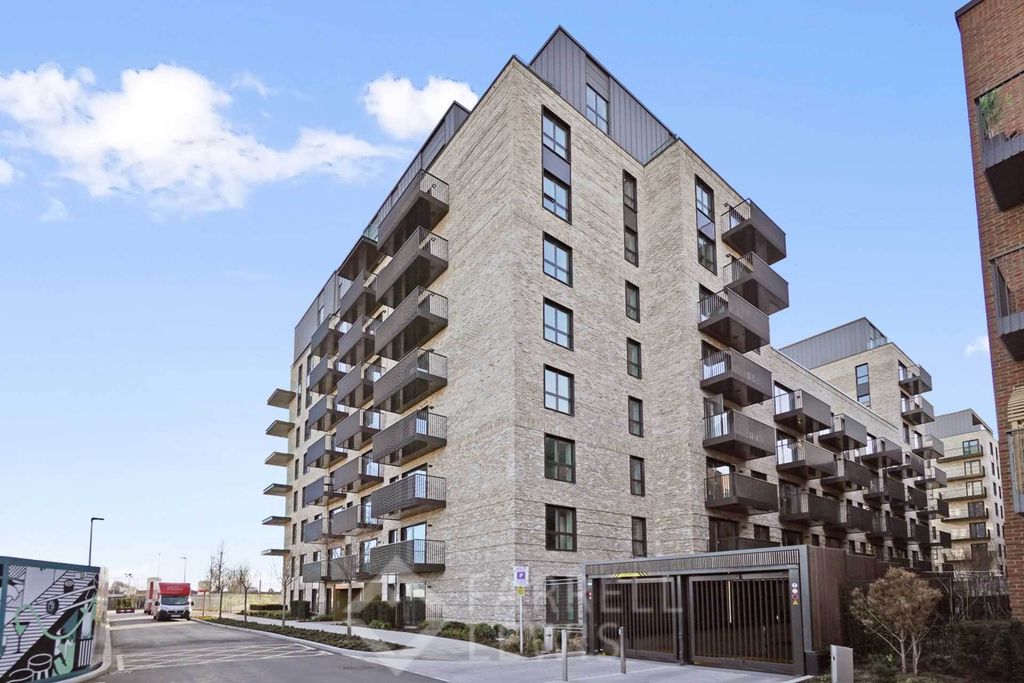 Property photo 1 of 1