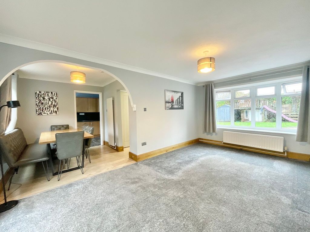 Property photo 2 of 23