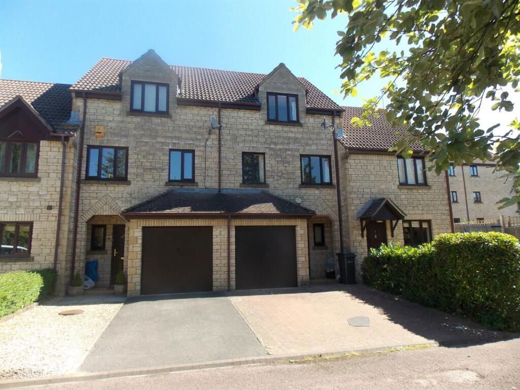 Property photo 1 of 16