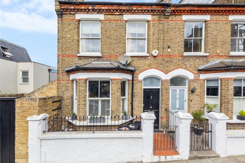 Property photo 2 of 10 Ridgmount Road