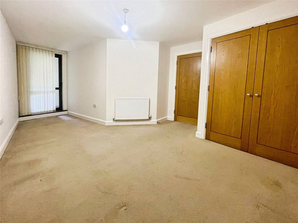 Property photo 3 of 11 Bedroom