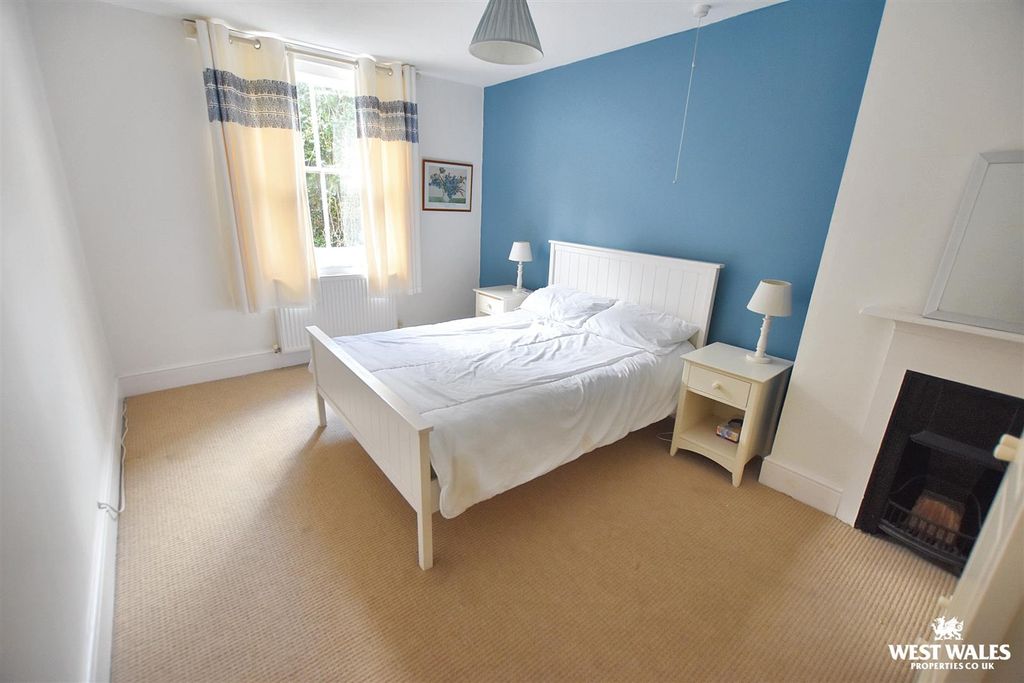 Property photo 3 of 20 11 (100).Jpg