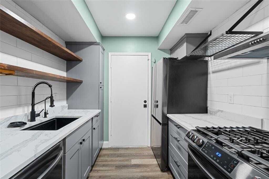 Property photo 1 of 26