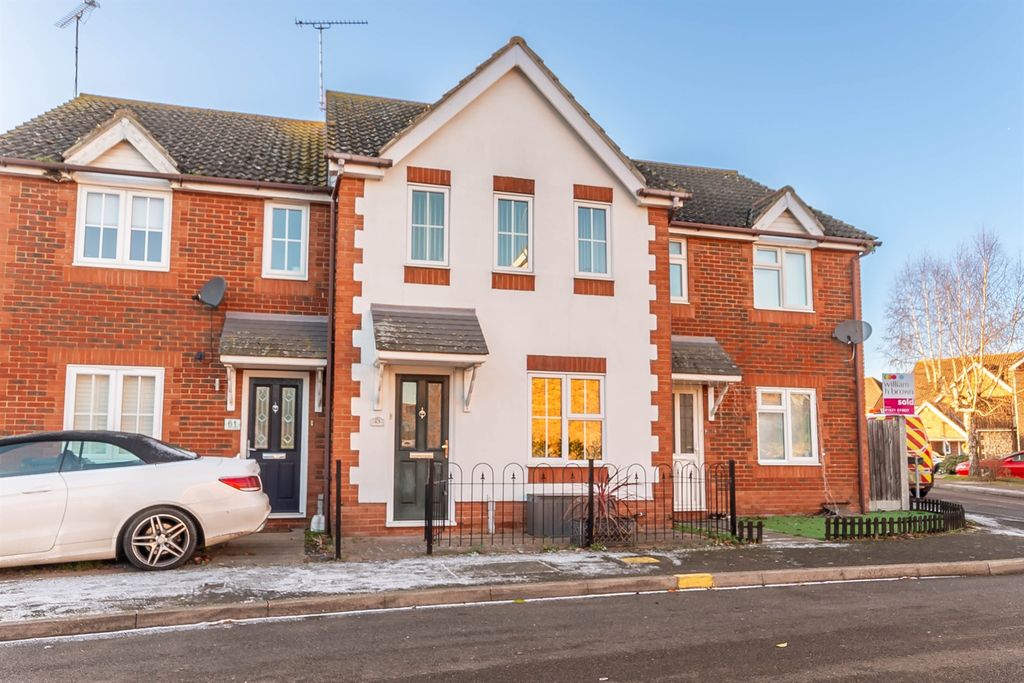 Property photo 1 of 14 Front