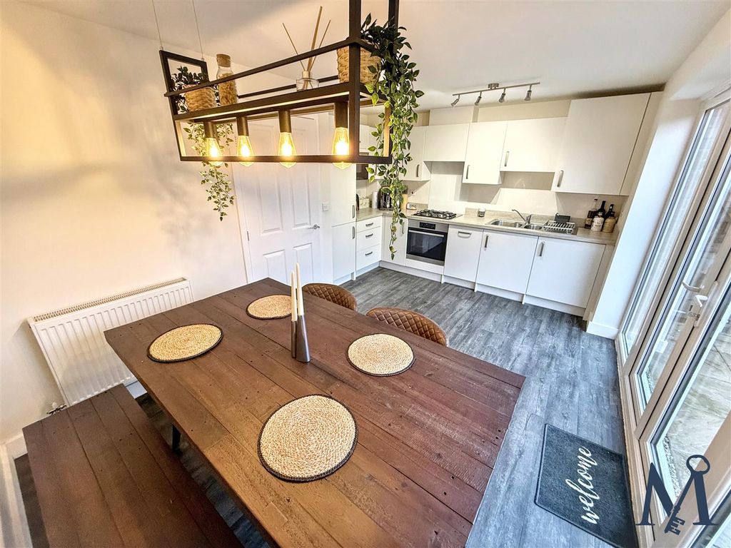 Property photo 2 of 19 Kitchen Dinner