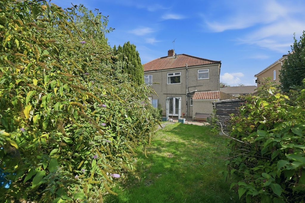 Property photo 3 of 7