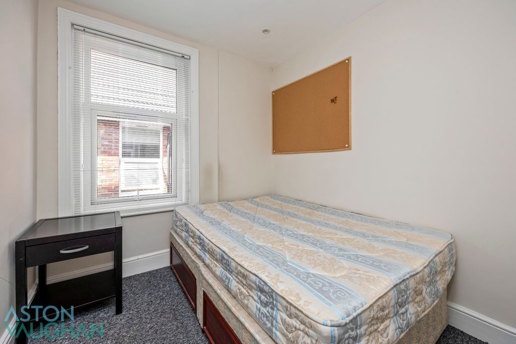 Additional image 19 of 6 bed terraced house to rentRugby Road, Worthing BN11