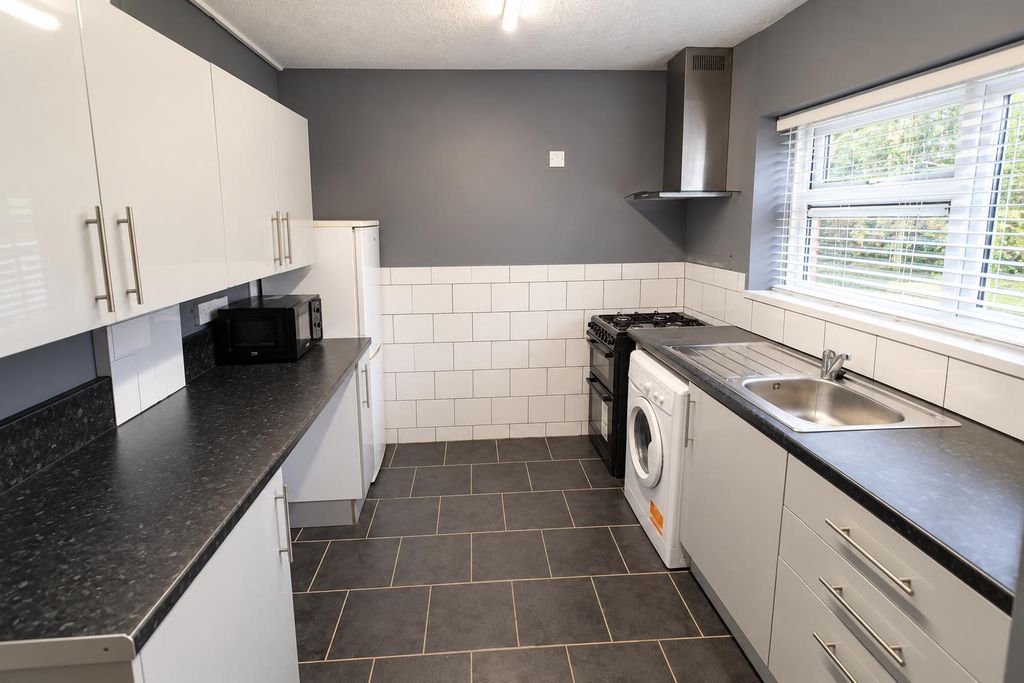 Property photo 3 of 11 4d38F20E-B955-43Fc-9897-789B4d7c9Fa0.Png