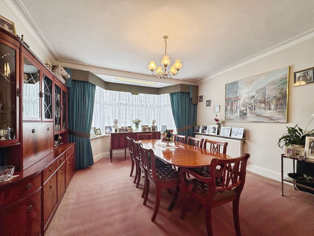 Property photo 2 of 21 Dining Area