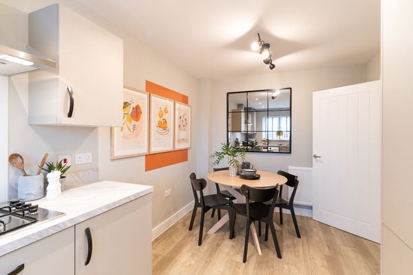 Property photo 3 of 10 Kitchen/ Diner