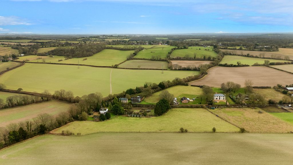 Property photo 2 of 13 Hazelwood Farm Plot