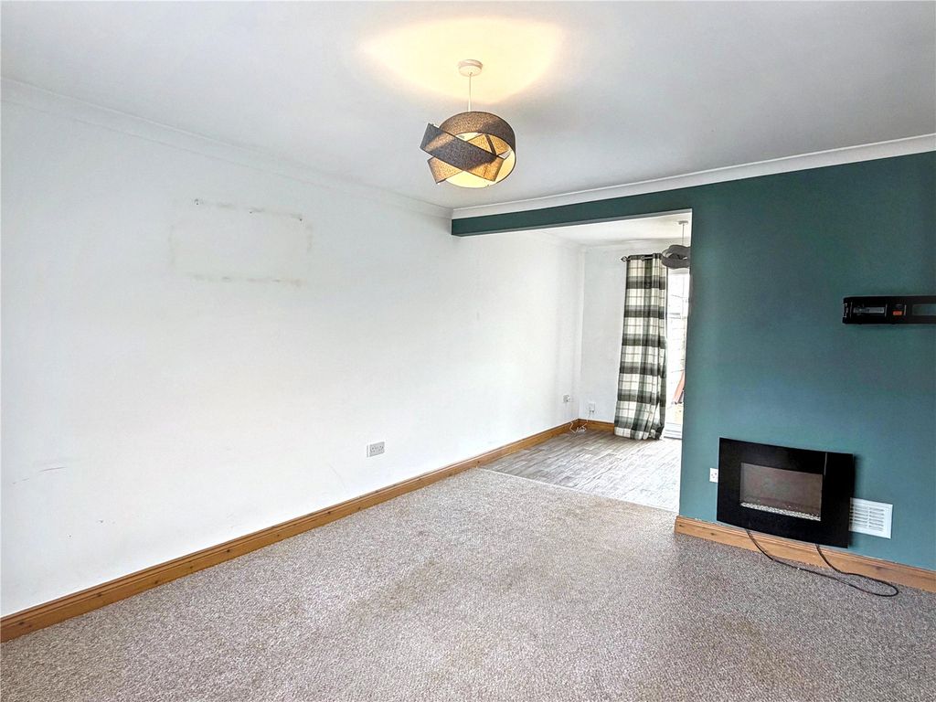 Property photo 3 of 14 Picture No. 16