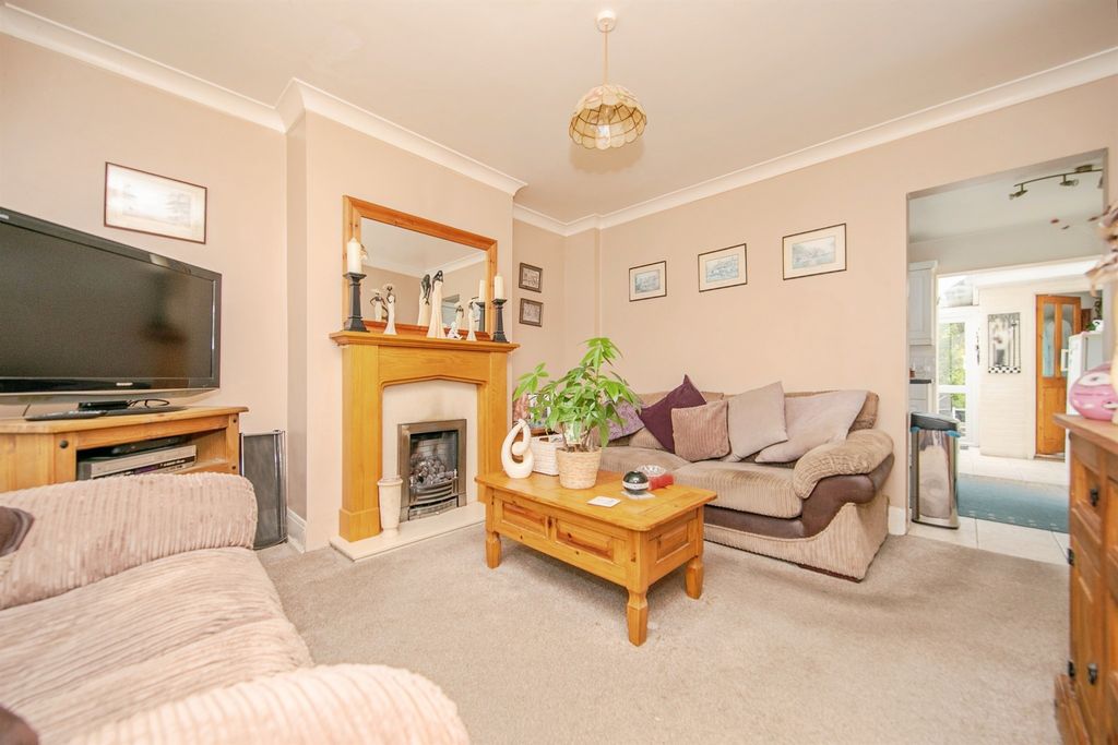 Property photo 2 of 15