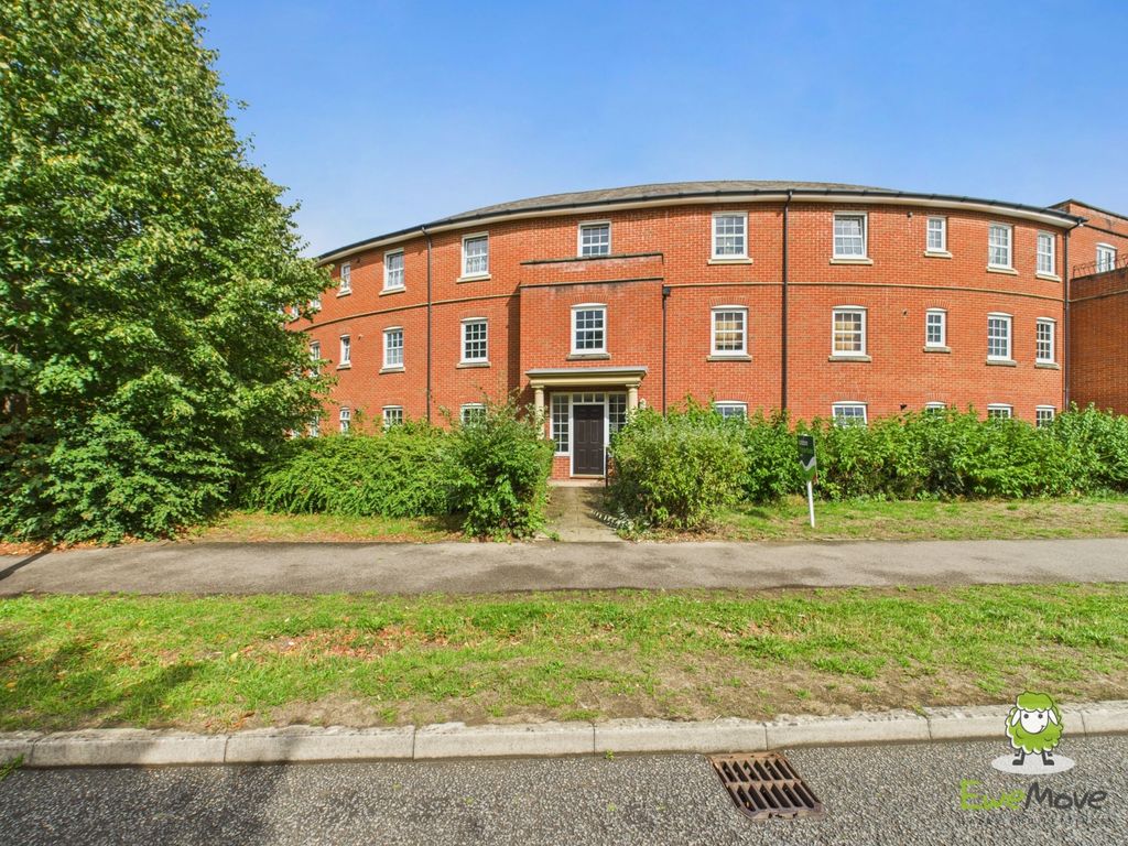 Property photo 1 of 10 Ewemove Estate Agents Basingstoke - Compton Way