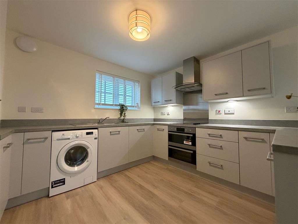 Property photo 2 of 8 Image