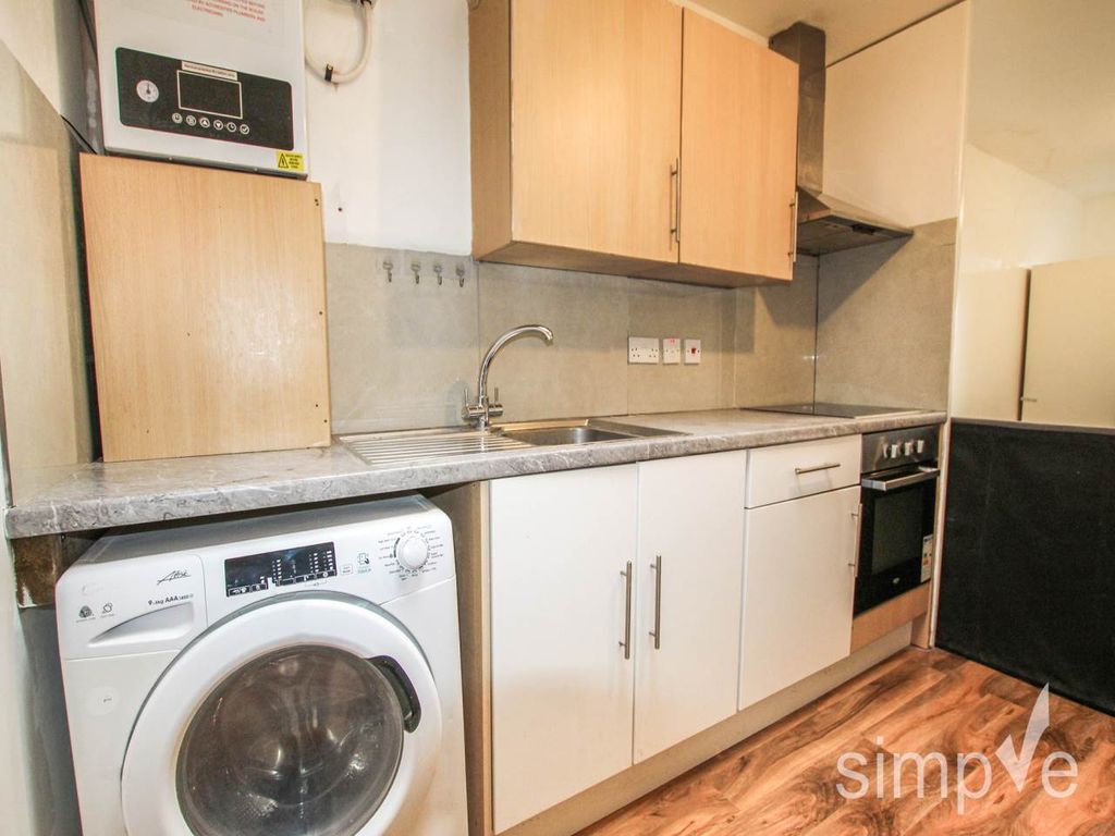 Property photo 3 of 10 Img_8701