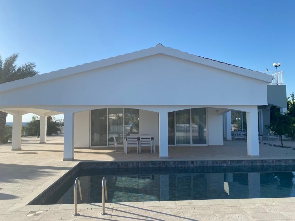 Property photo 1 of 33