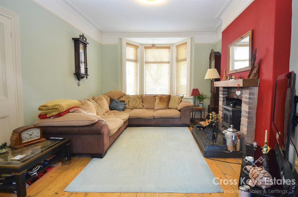 Property photo 3 of 26 Sitting Room