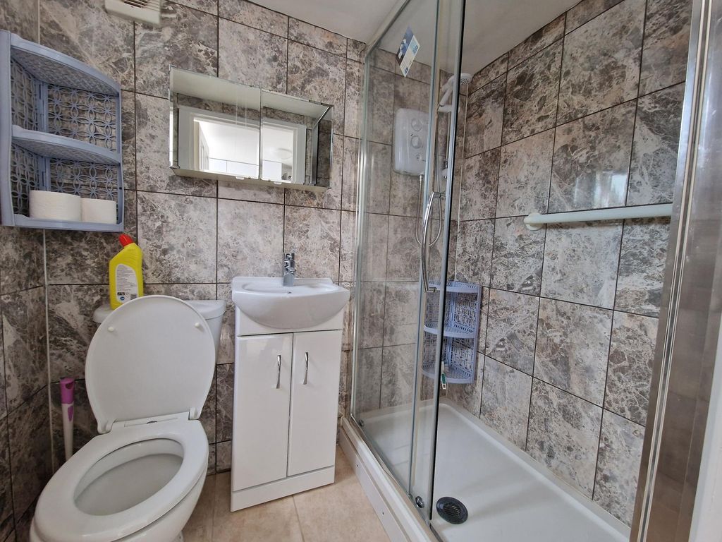 Property photo 3 of 3