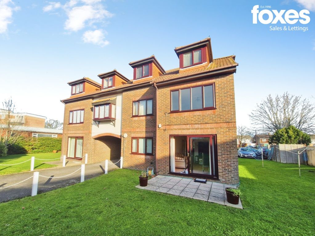 Property photo 1 of 8 4789010