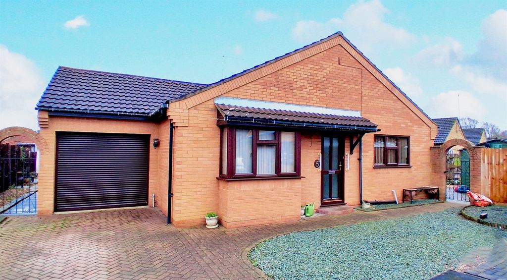 Property photo 1 of 14