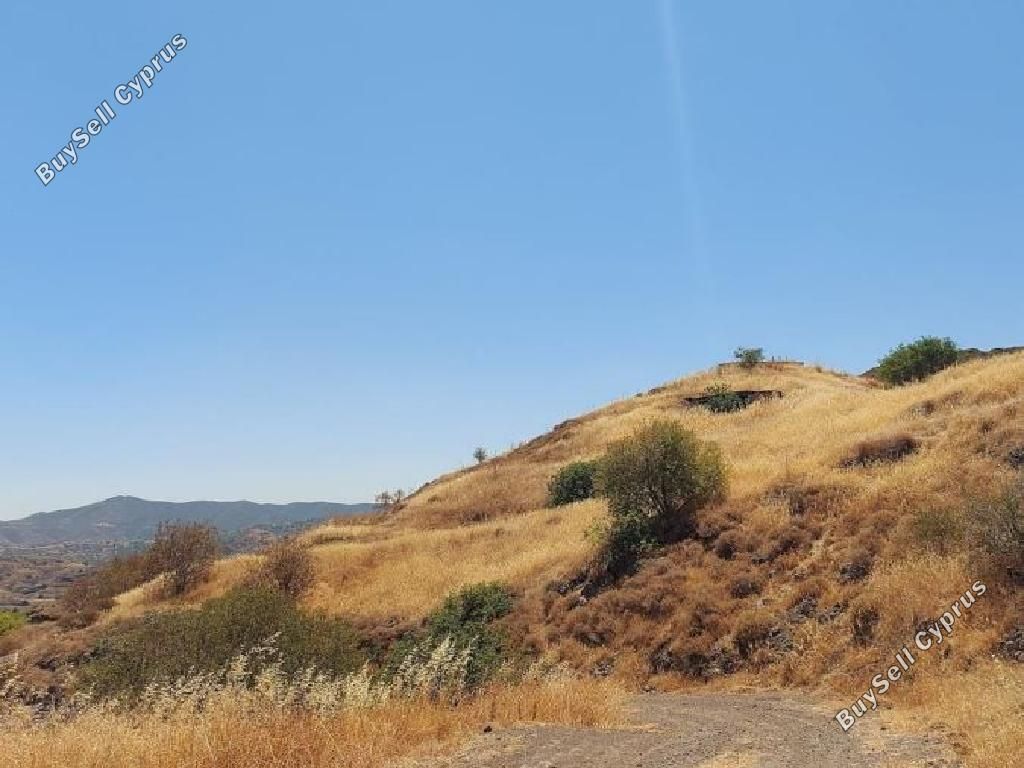 Property photo 1 of 3