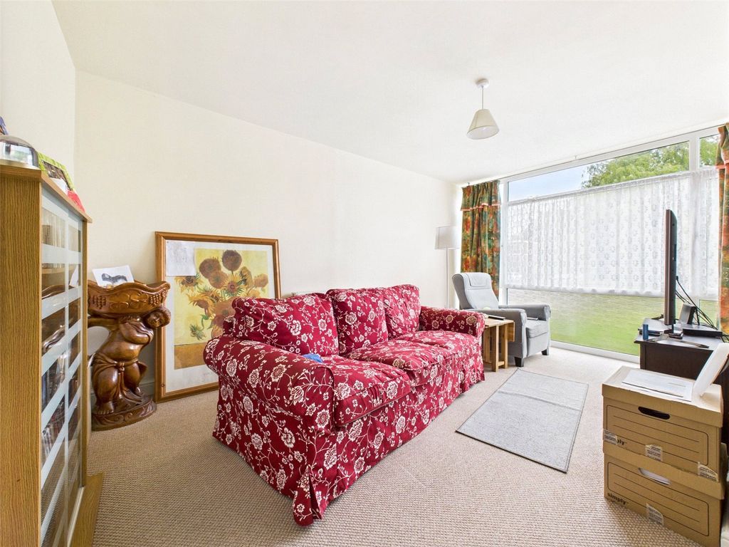 Property photo 3 of 13 Picture No. 12