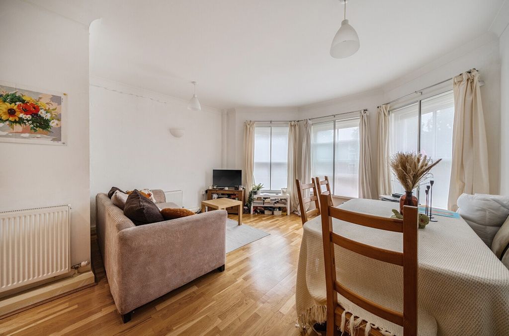 Property photo 1 of 13 1317800-7-68652A0...