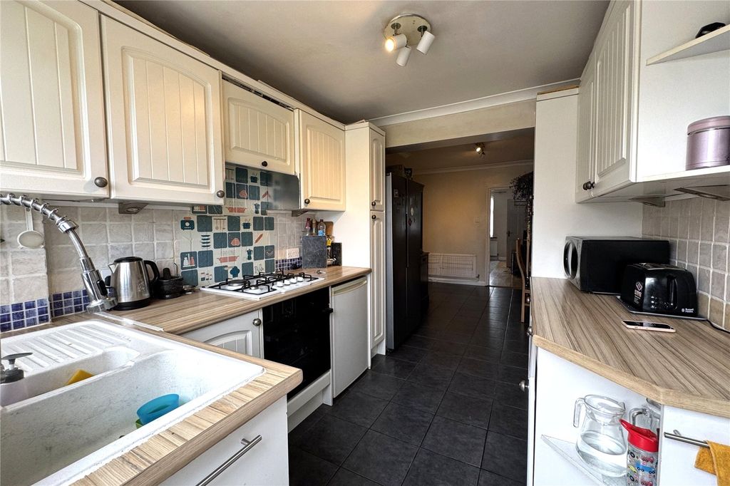 Property photo 3 of 17 Picture No. 22