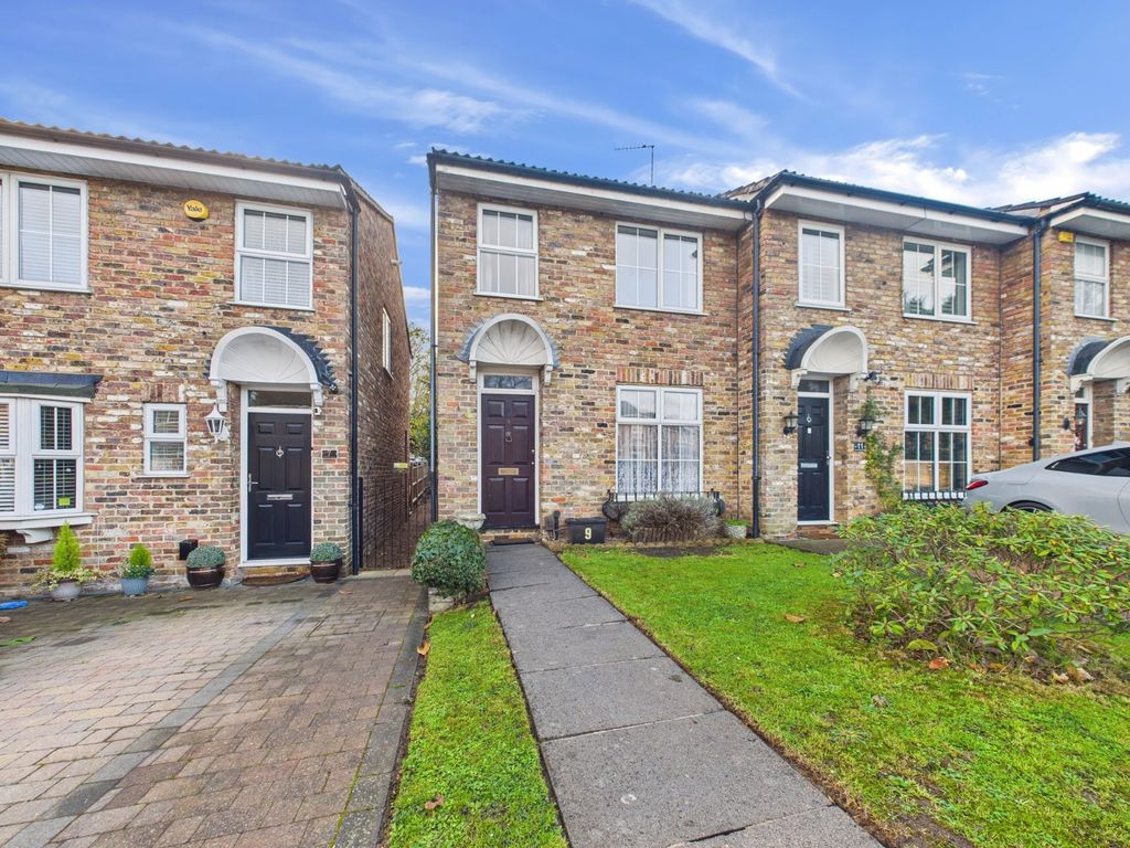 Property photo 1 of 13 Front