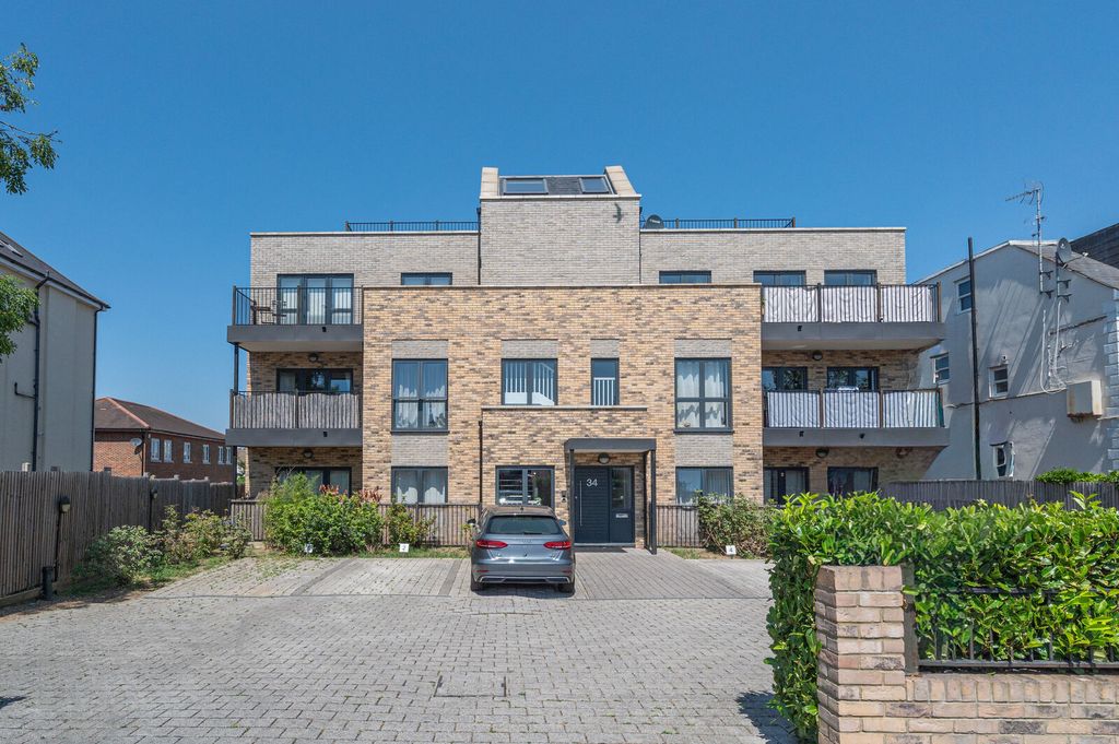 Property photo 1 of 19