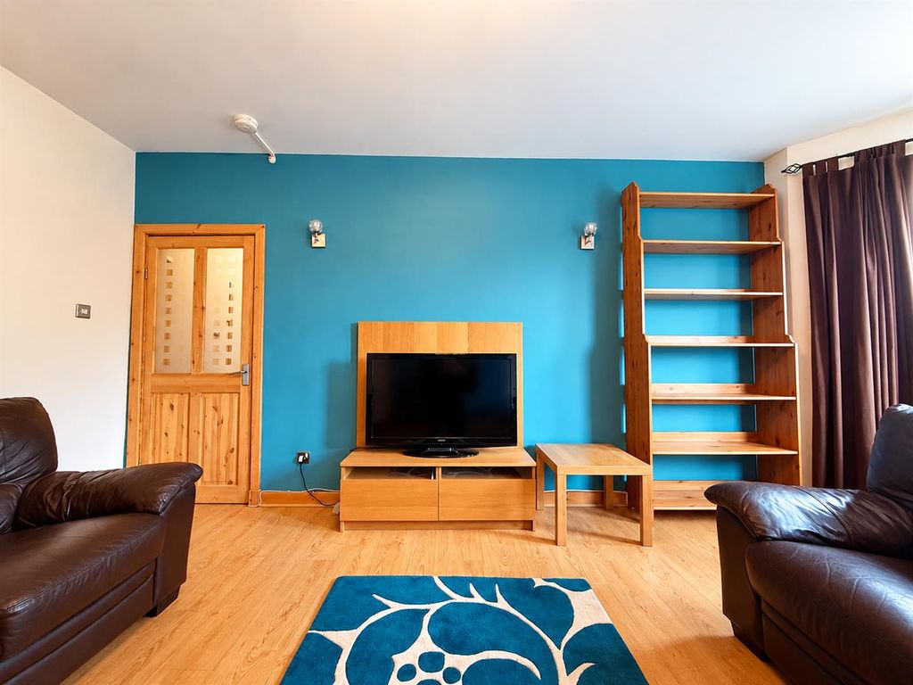 Property photo 3 of 20 E050B8Bc-B854-47De-Bcc5-Aa018520B733.Png