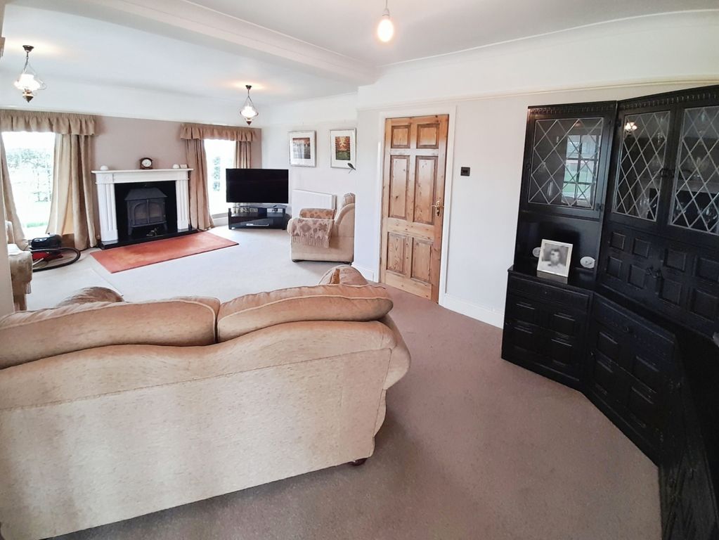 Property photo 3 of 21 Pbox-Img.Jpg