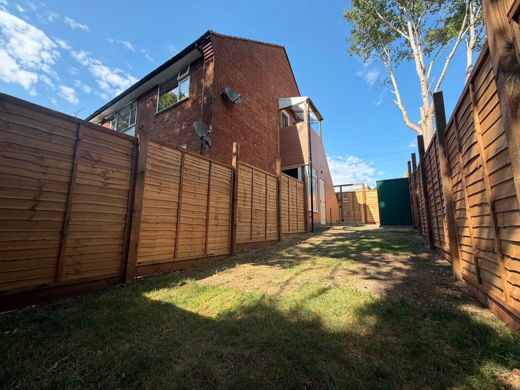 Property photo 2 of 7