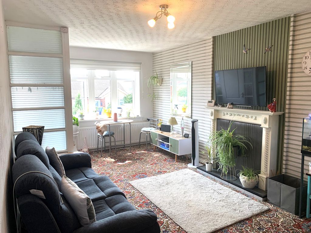 Property photo 3 of 9 7 Spode6