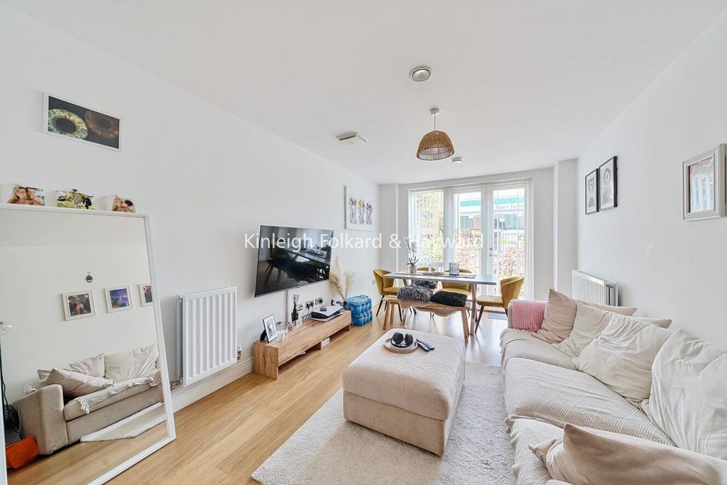 Property photo 2 of 7 Picture No. 02
