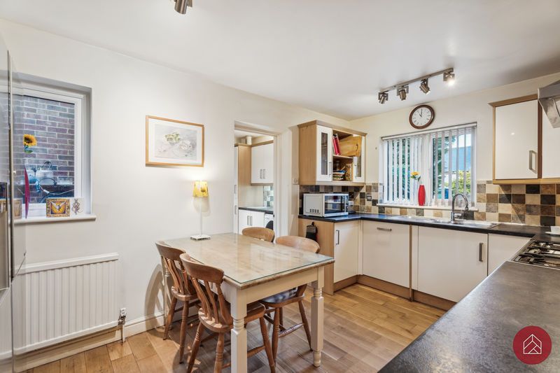 Property photo 3 of 22 Photo 32