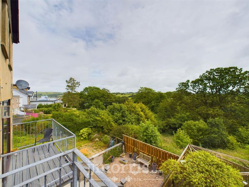 Property photo 3 of 47 Cam03686G0-Pr0110-Still025.Jpg