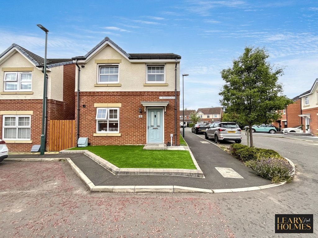 Property photo 1 of 22