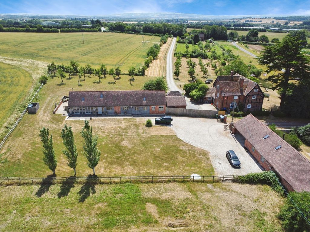Property photo 1 of 24