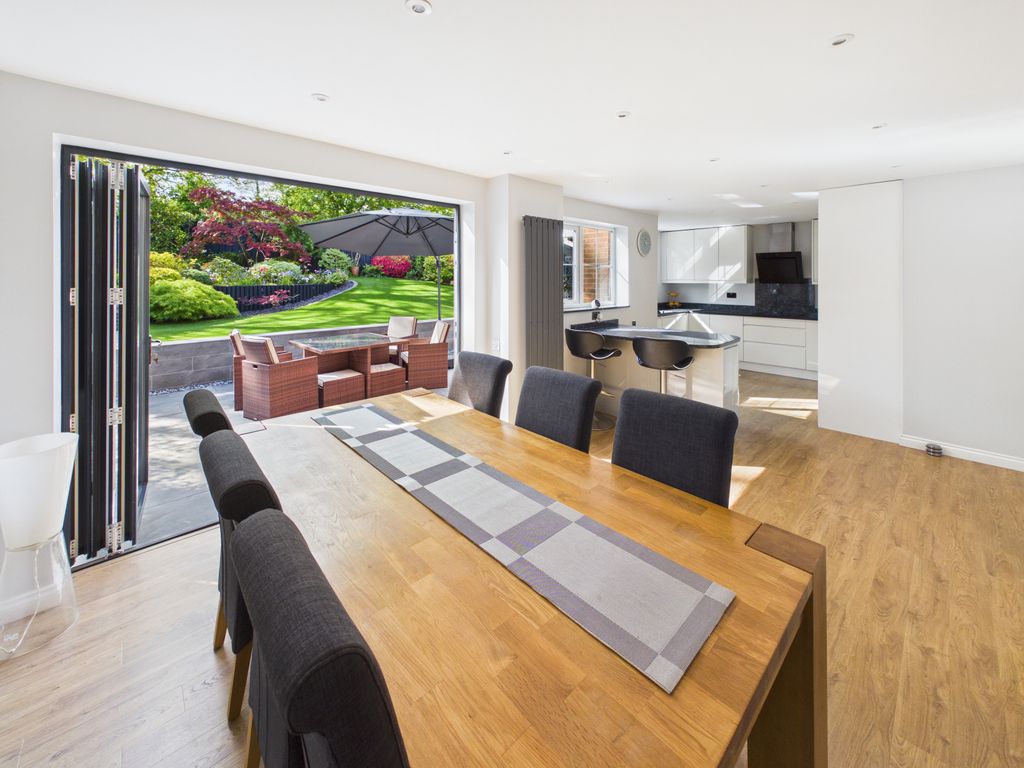 Property photo 3 of 21 Gallery