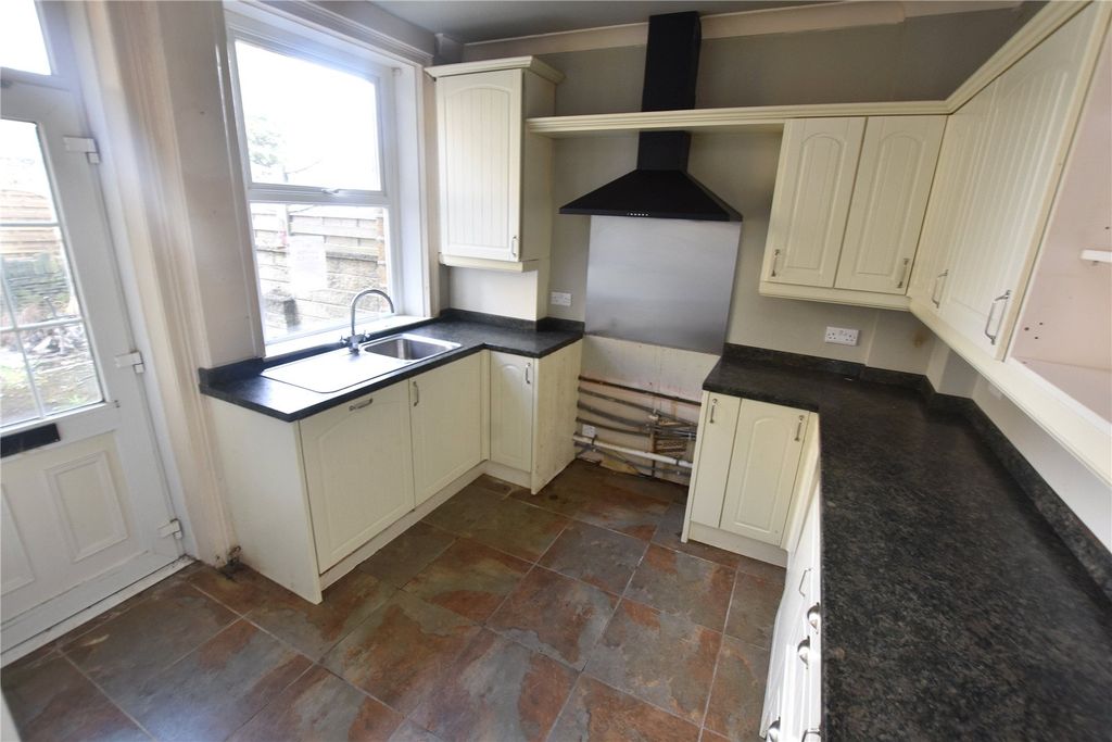 Property photo 3 of 13 Picture No. 27