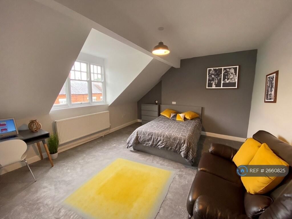 Property photo 3 of 9 5