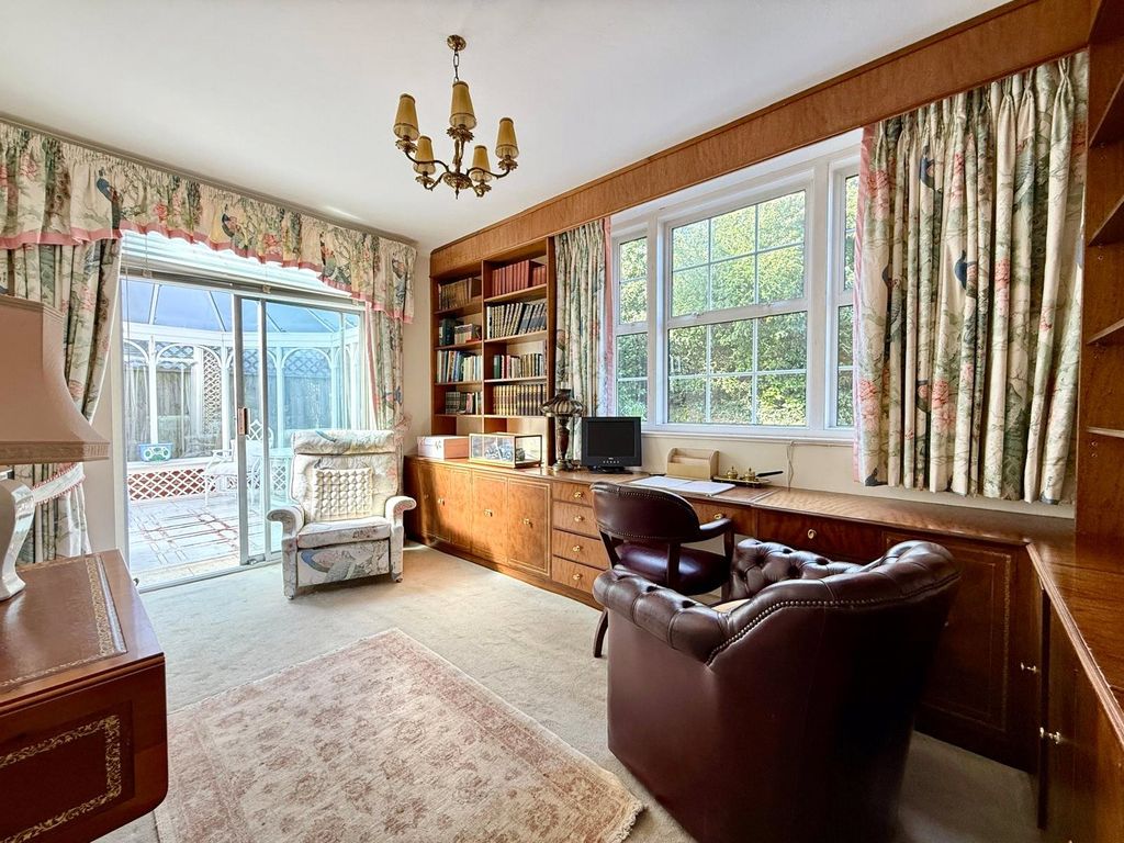 Additional image 25 of 5 bed detached house for saleUpper Carlisle Road, Meads, Eastbourne BN20