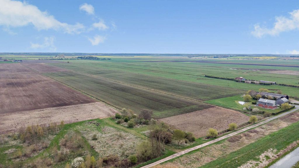 Additional image 4 of 4 bed equestrian for saleWhite Home Farm, Branston Fen, Lincoln LN3